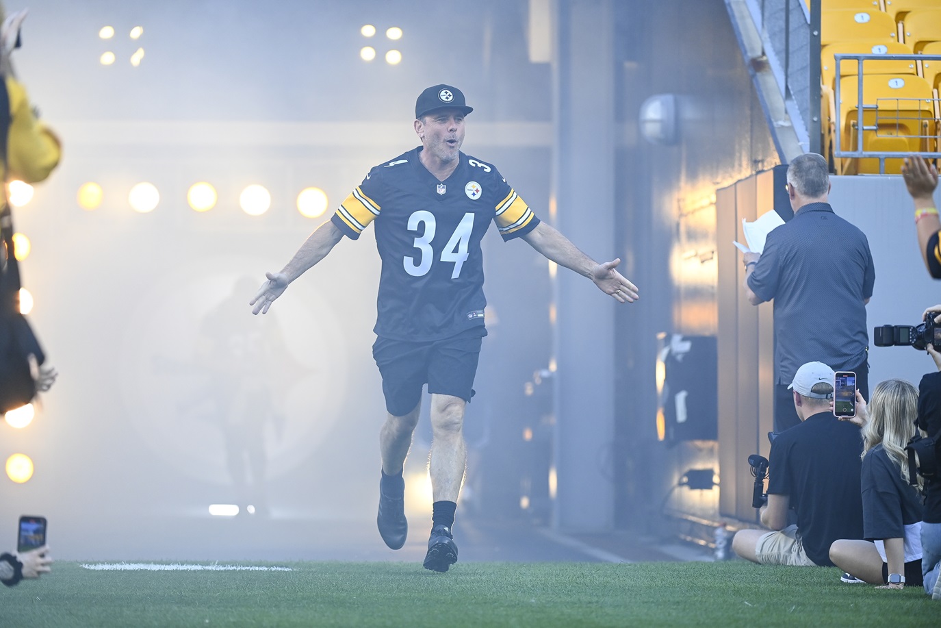 Steelers Tunnel Experience 2